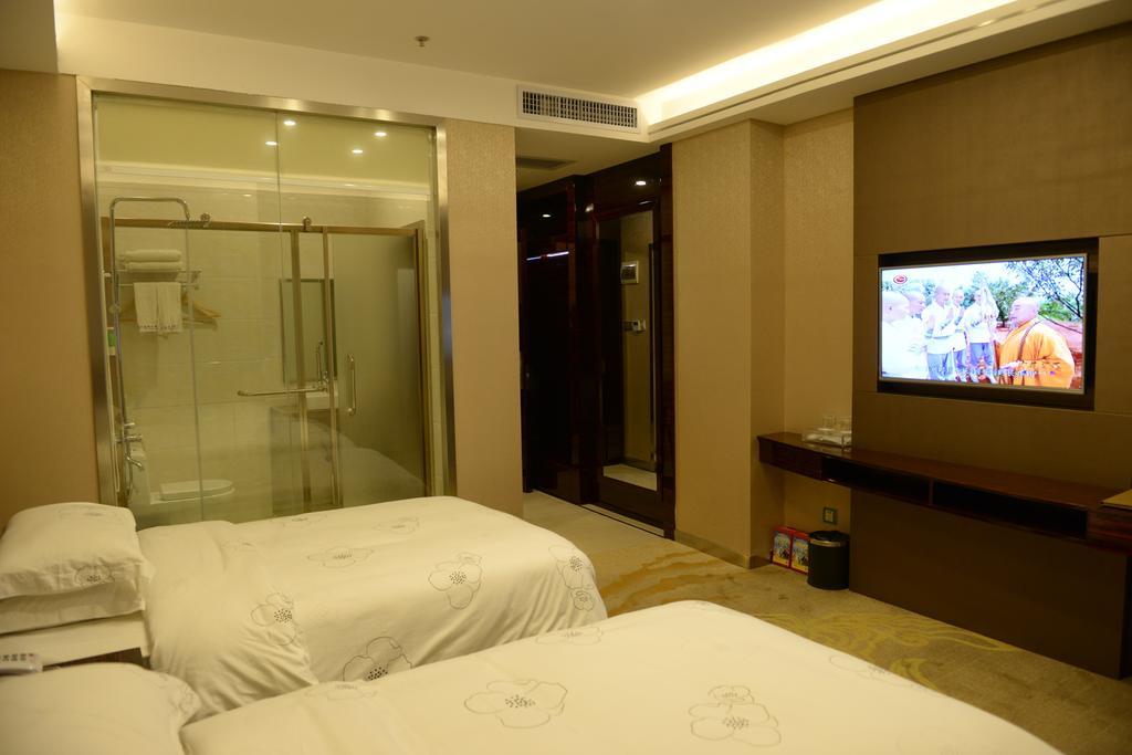 Tie Cheng Hotel Guangzhou Bagian luar foto