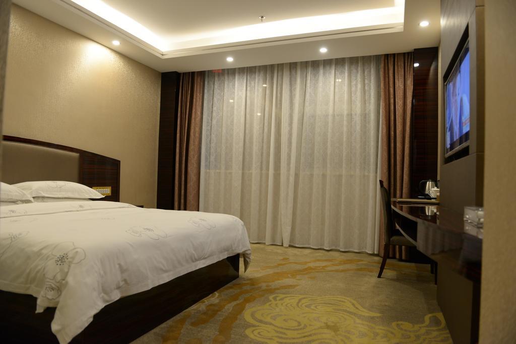 Tie Cheng Hotel Guangzhou Ruang foto
